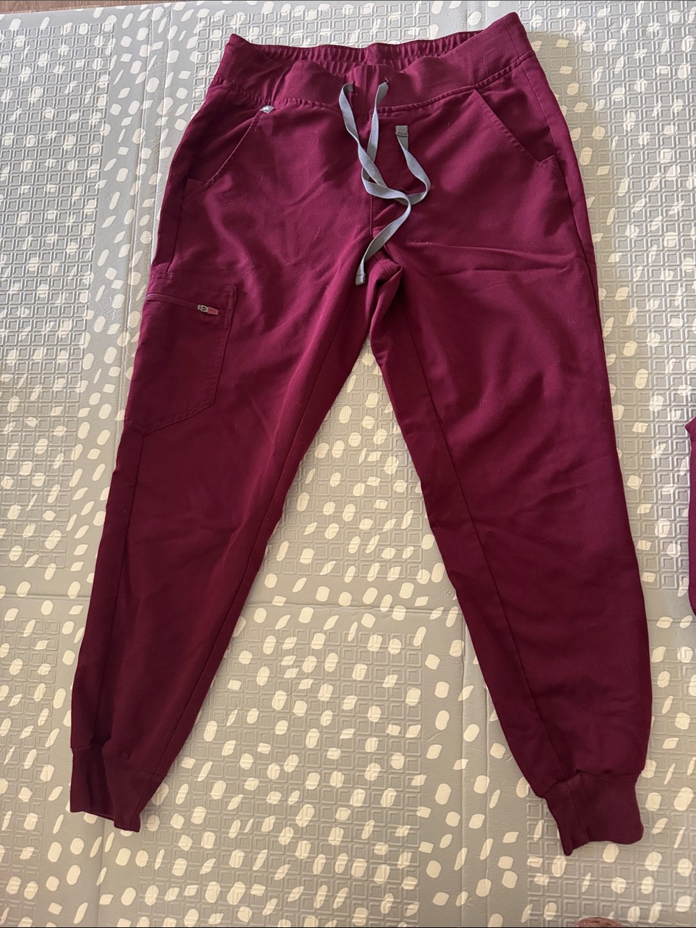 Zamora Jogger Scrub Maroon FIGS Women’s Petite Small